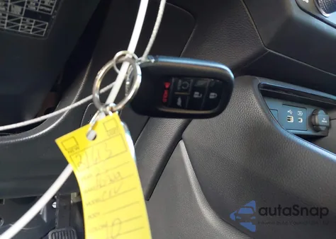 2025 Honda Cr-V Hybrid Sport z USA, uszkodzony, nr VIN 7FARS5H53SE013963